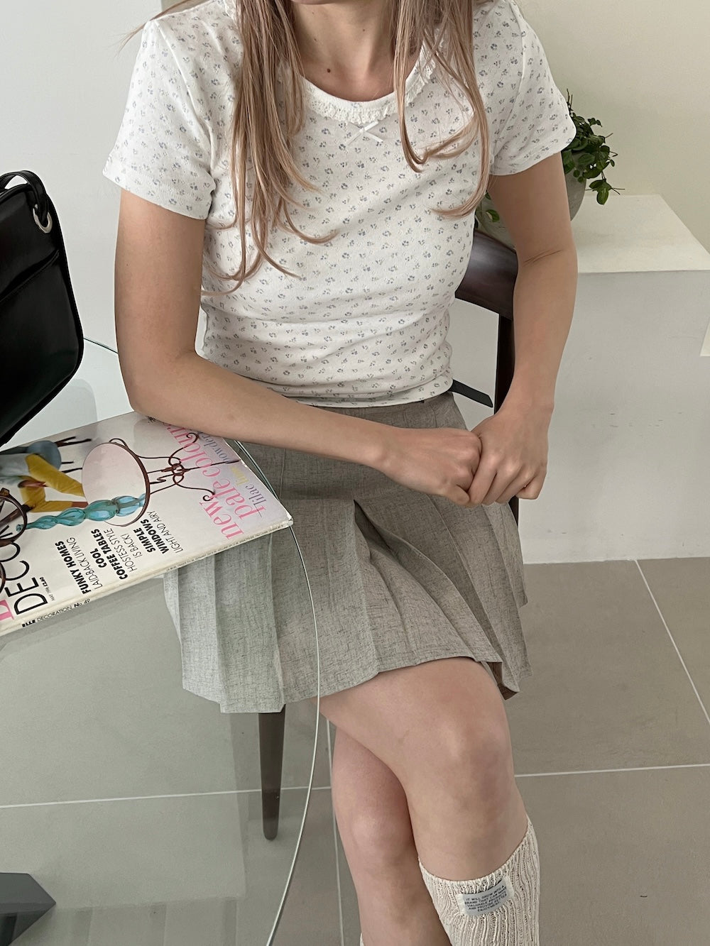 <SL2252614> 小花柄レースネックTシャツ