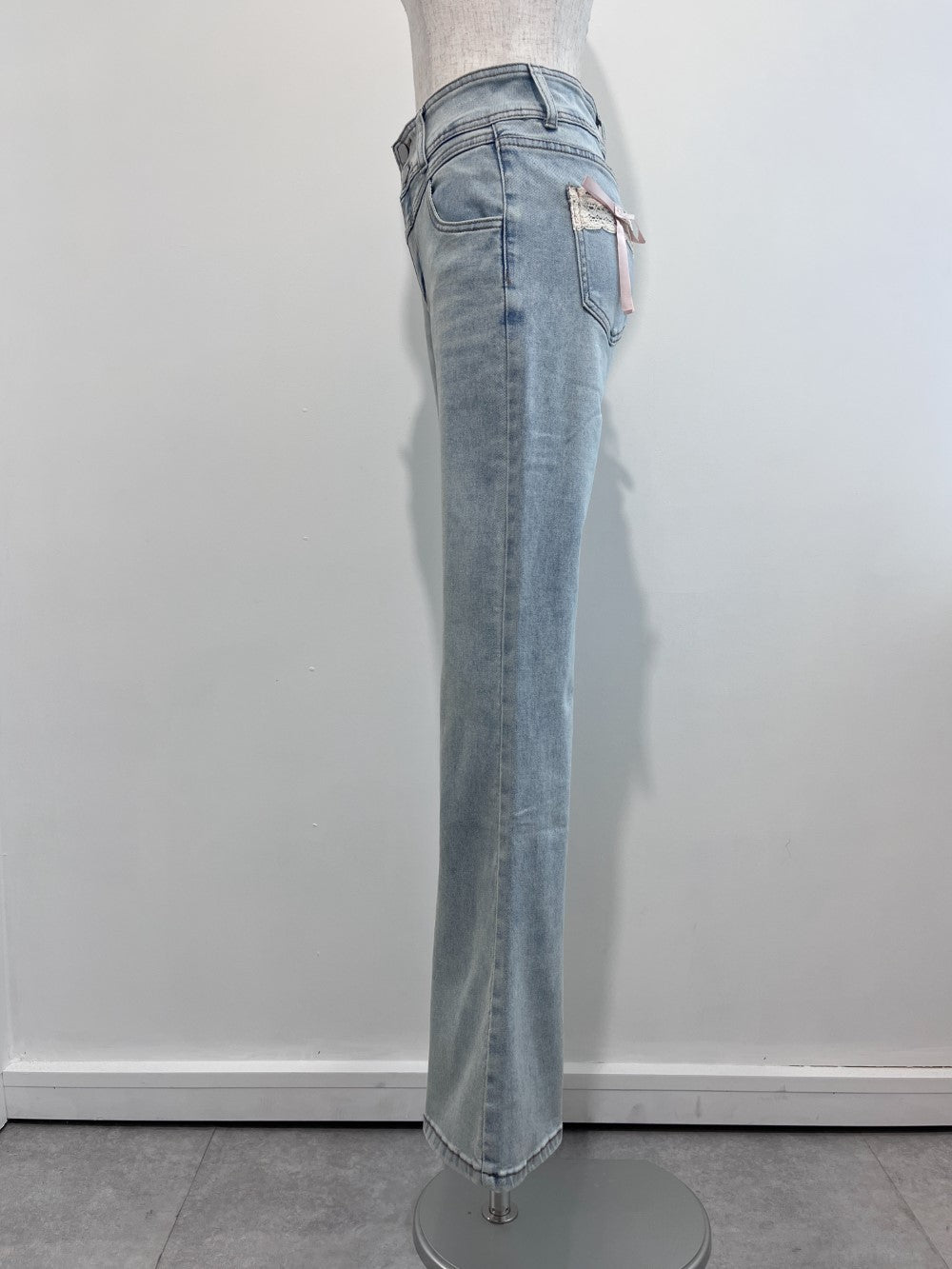 <SL2242643> バックリボンポイントフレアデニム