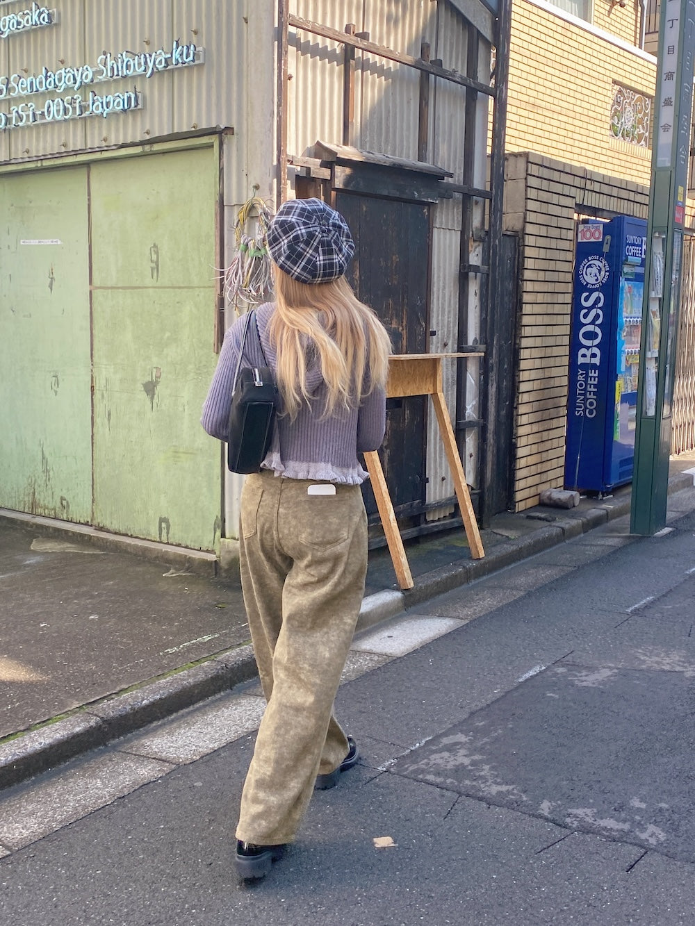 <SL2244635> フリルヘムレディライクフーディーカーディガン