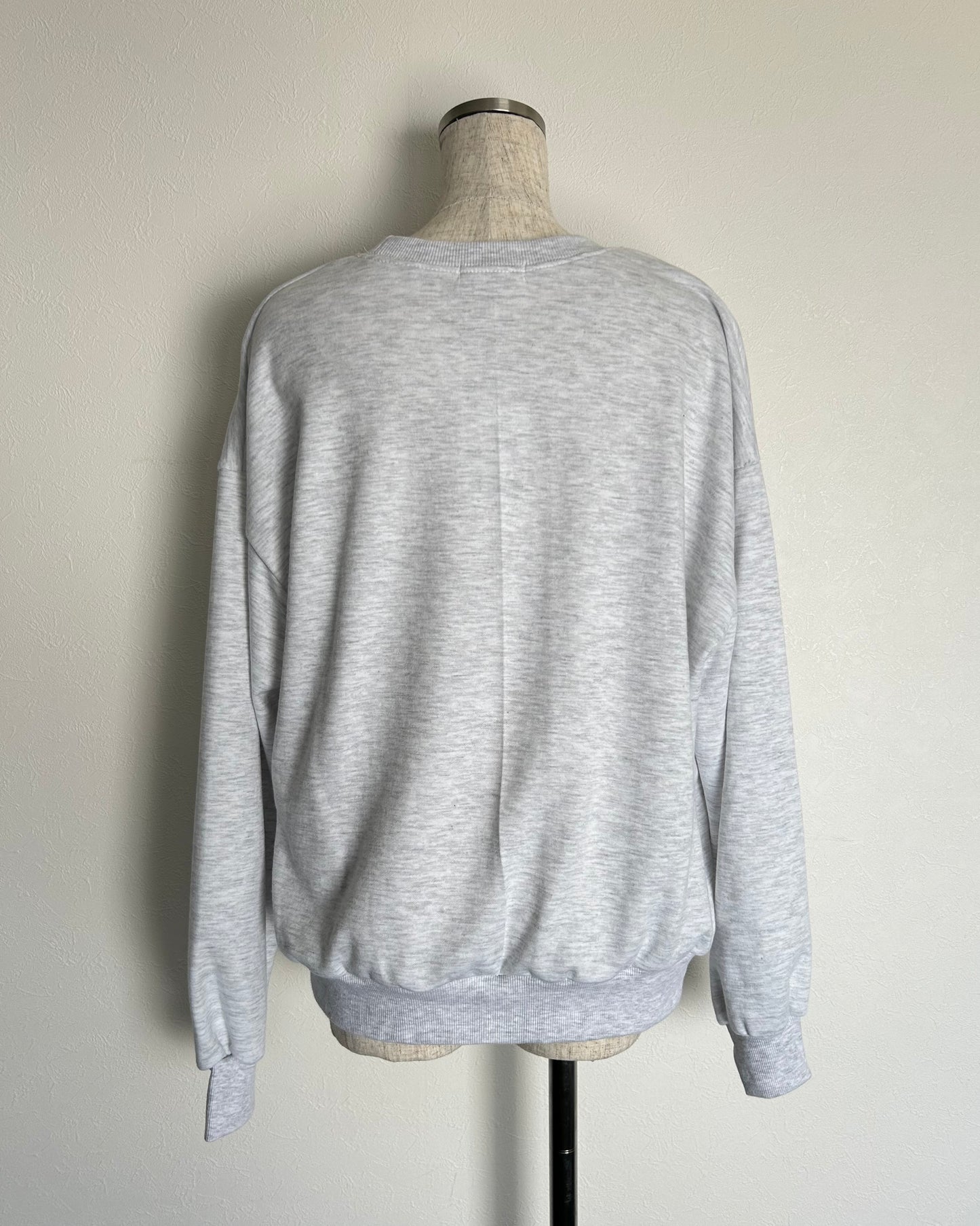<SL2233685> bear sweat