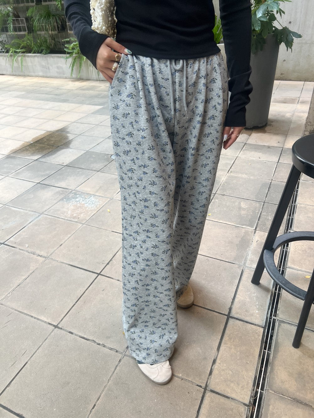 <SL2241655> 小花柄スウェットパンツ