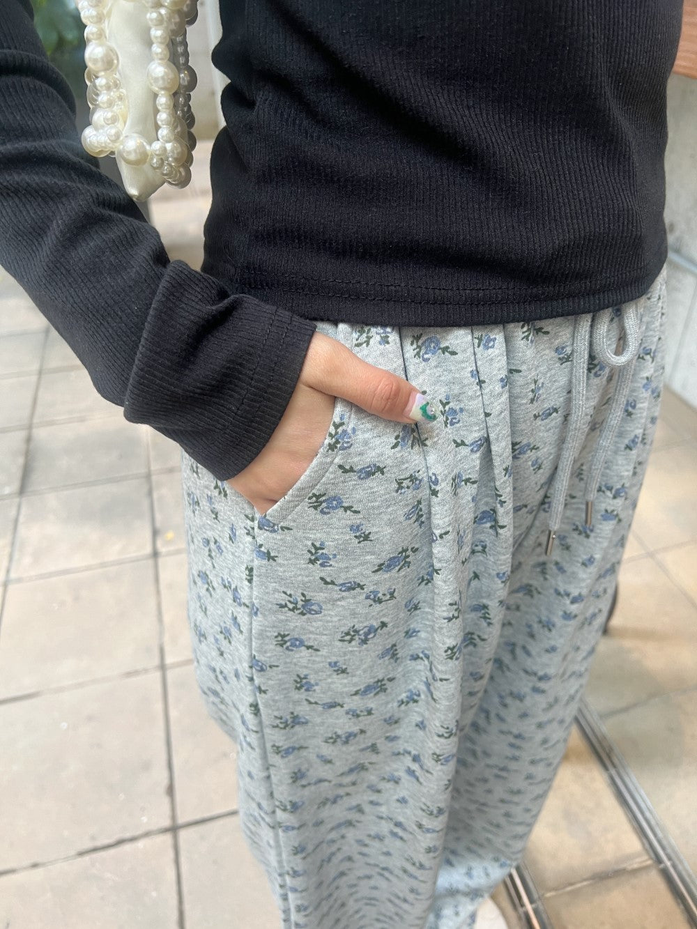 <SL2241655> 小花柄スウェットパンツ