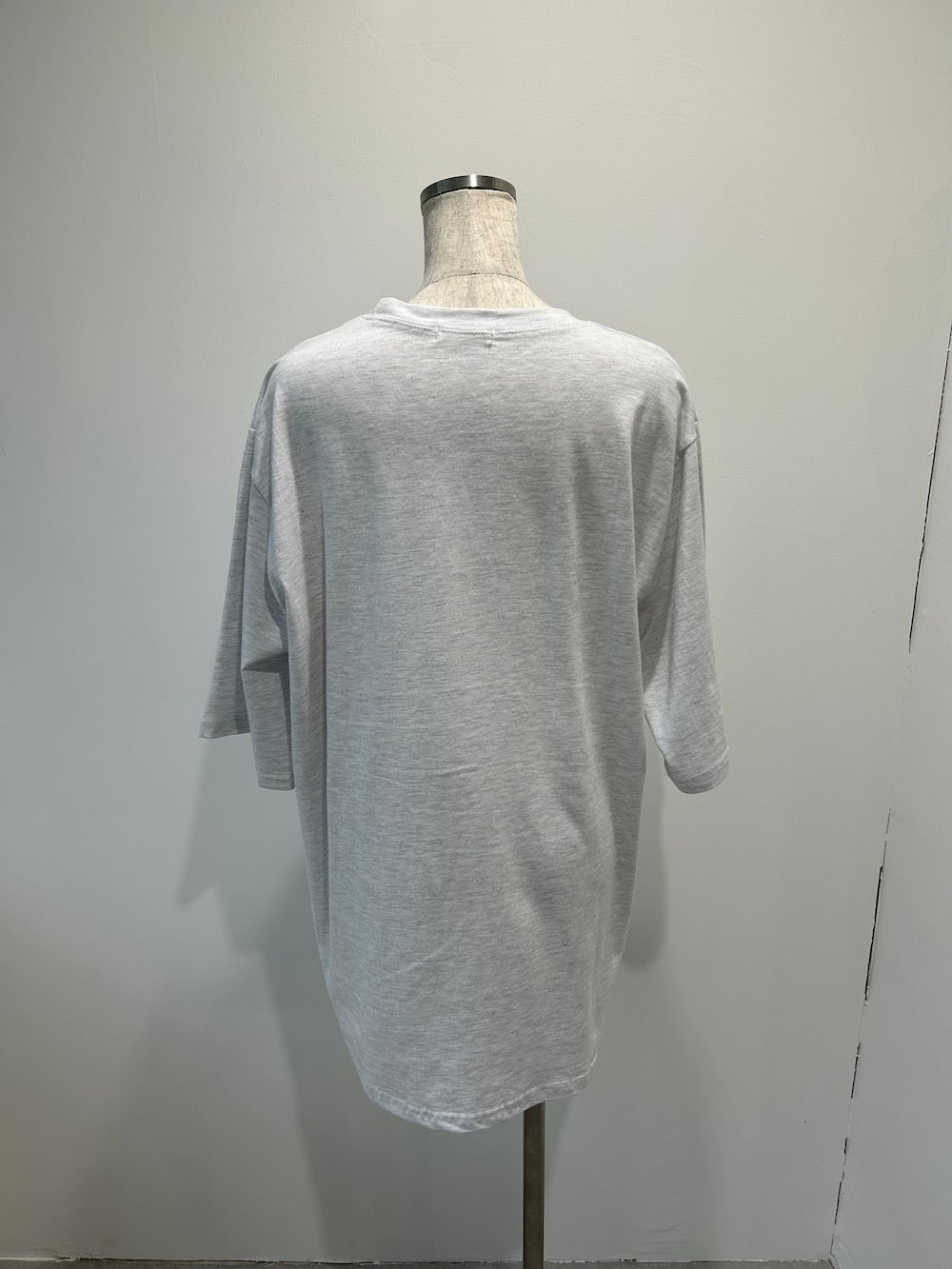 <SL2241619> doughnut tee
