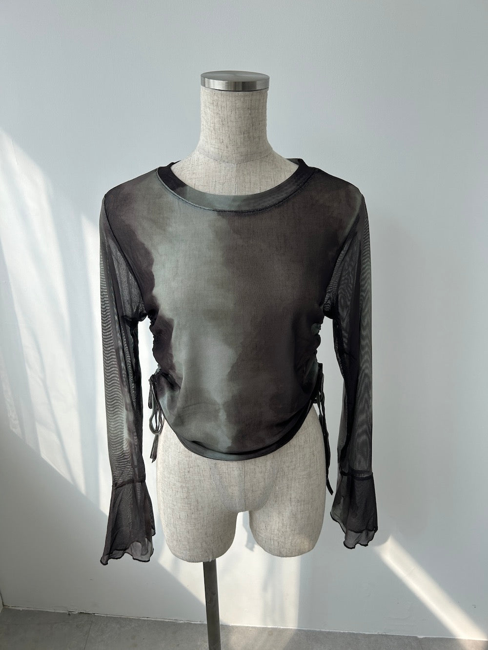 ¥1,000円オフ!<GR2242501> サイドドロストシアートップス