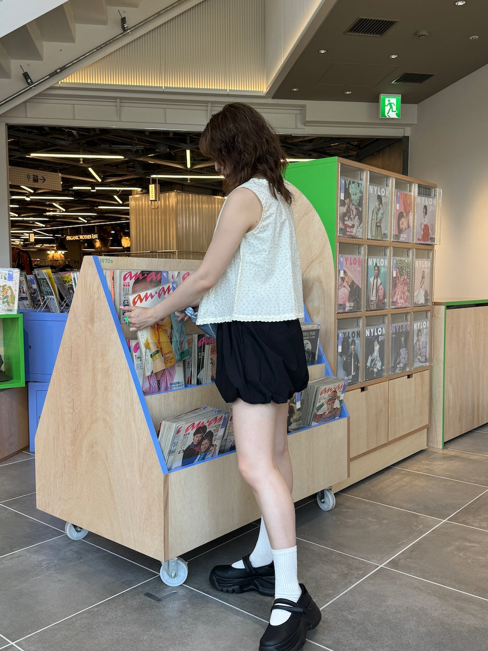 <SL2242632> バルーンミニスカート