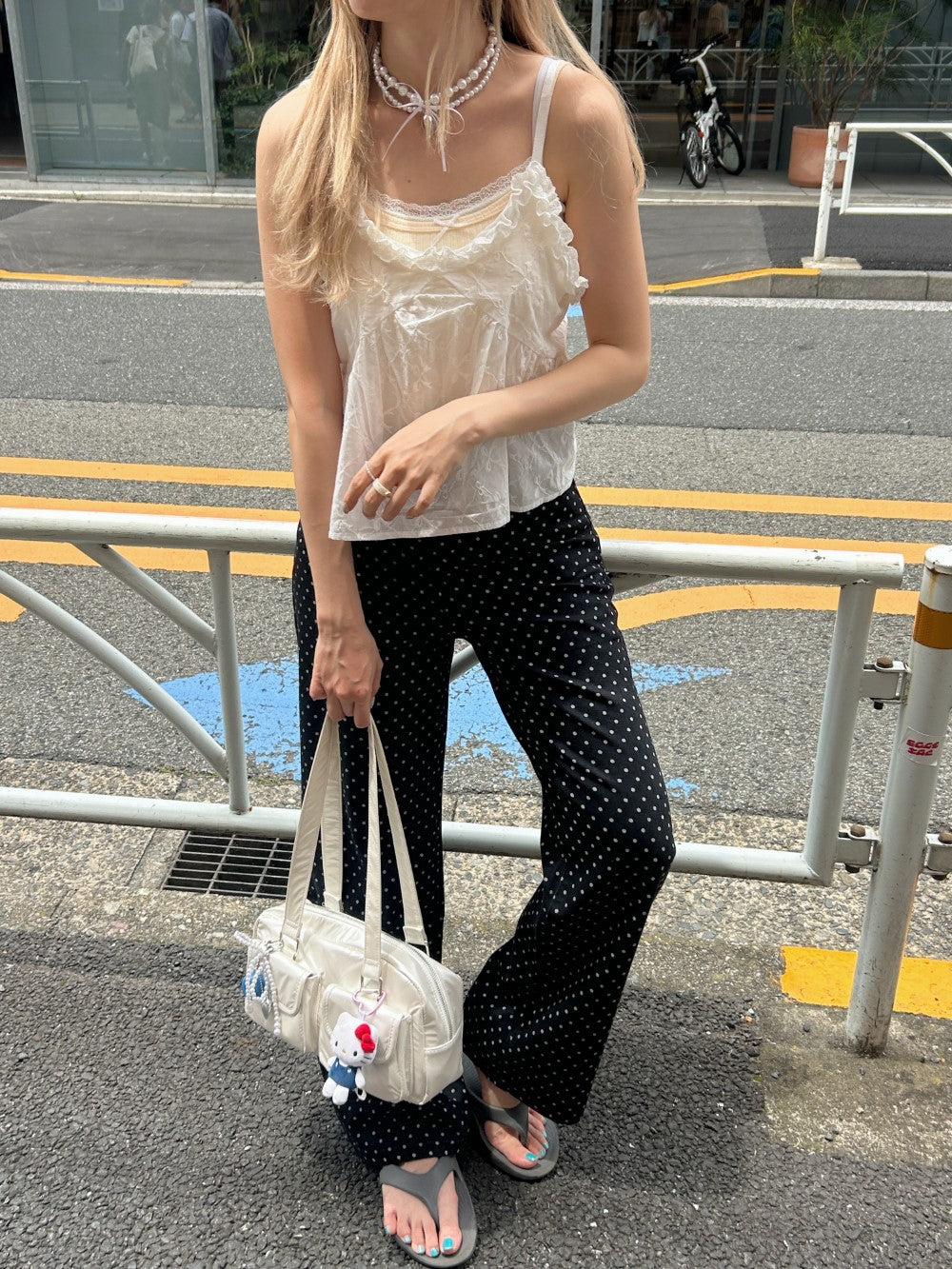 <SL2242647> dot denim pants