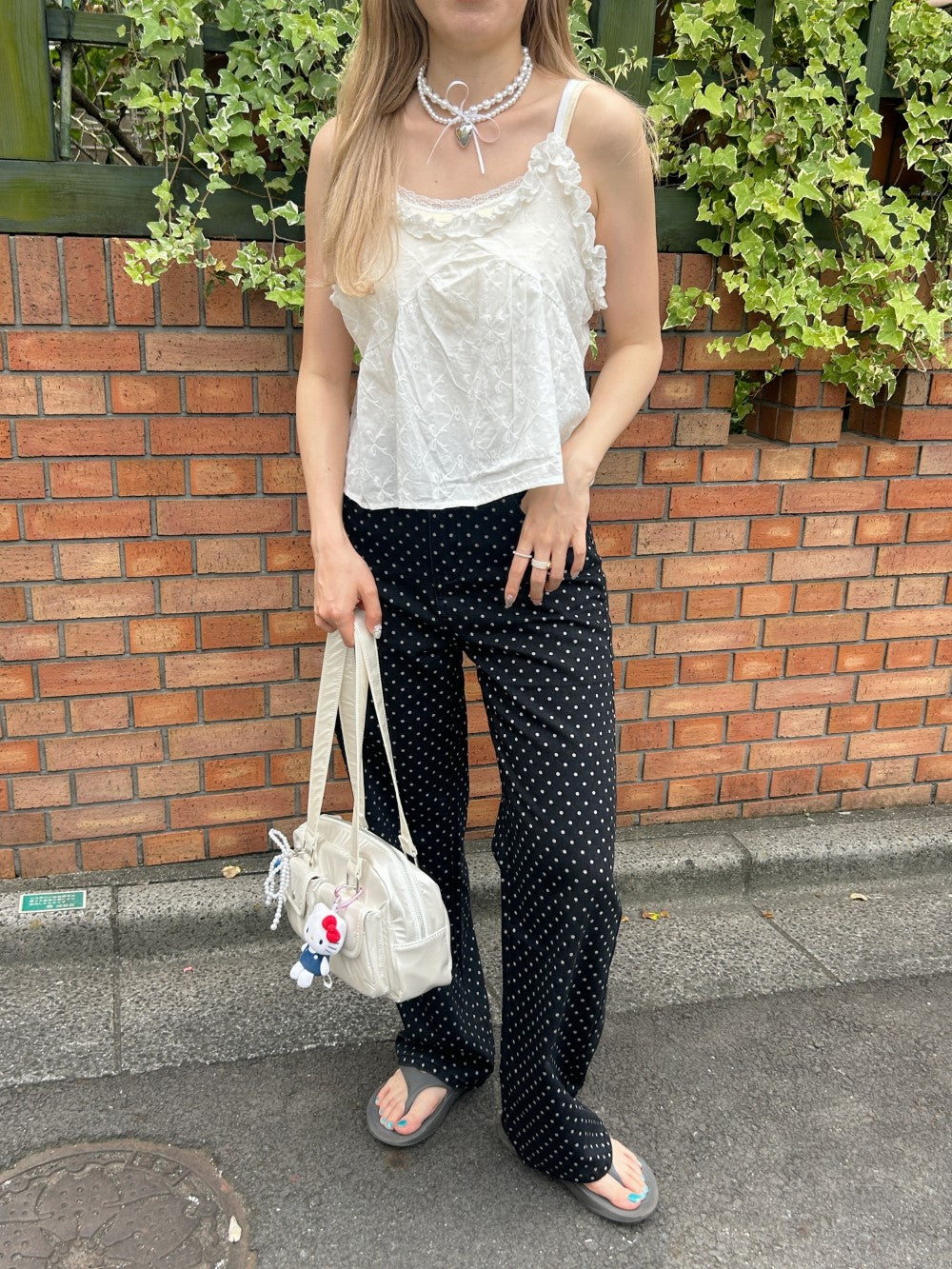 <SL2242647> dot denim pants
