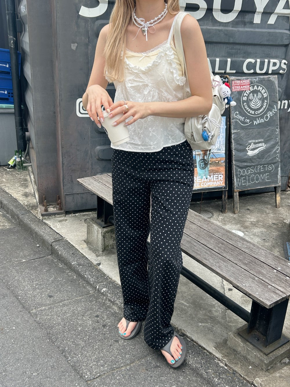 <SL2242647> dot denim pants