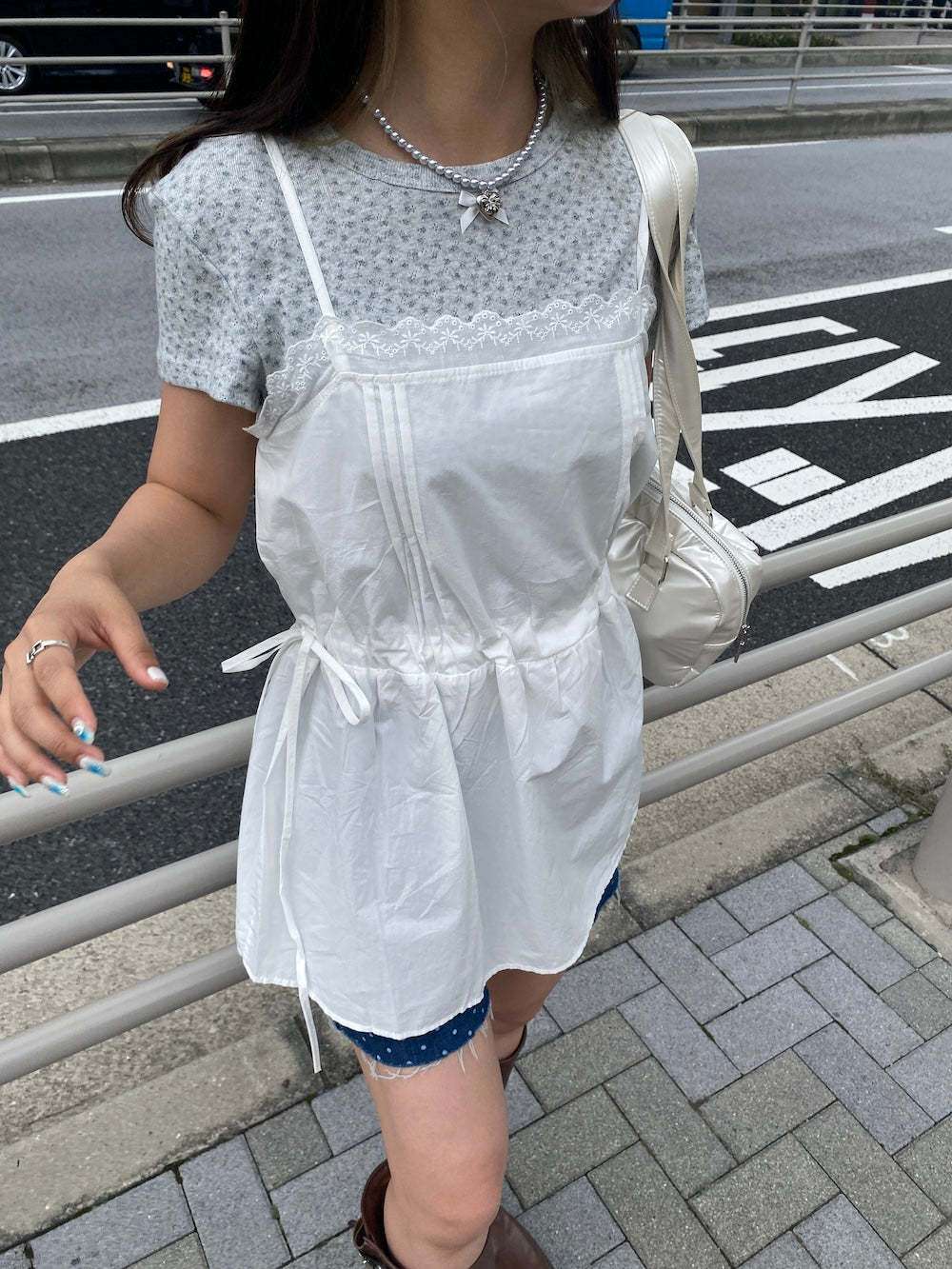 <SL2242614> romantic flower tee