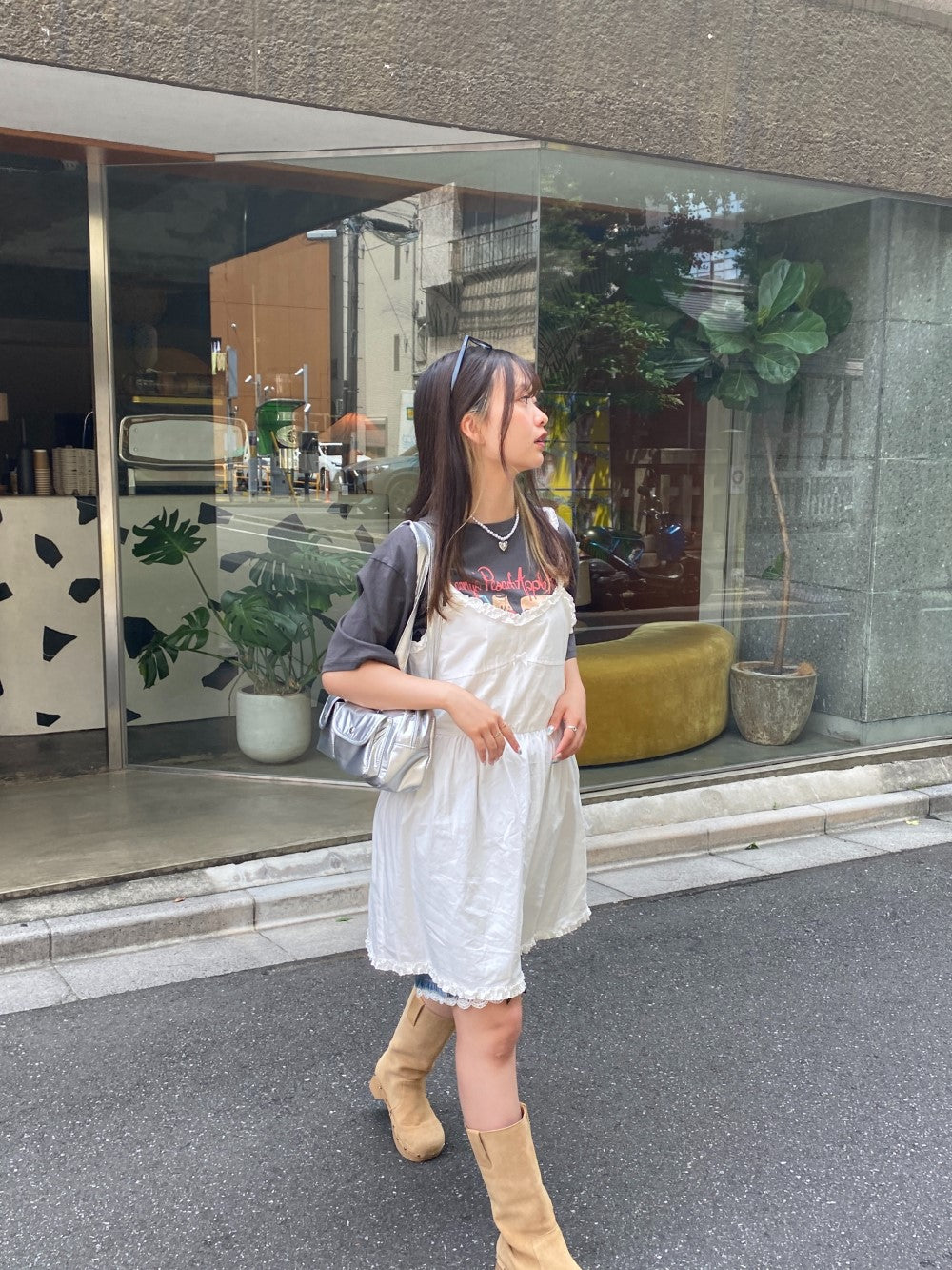 <SL2242620> vintage unique tee
