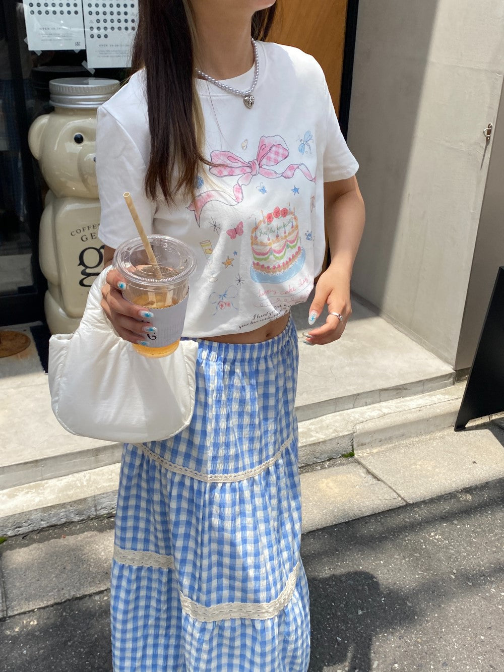 <SL2242621> vintage ribbon cake tee