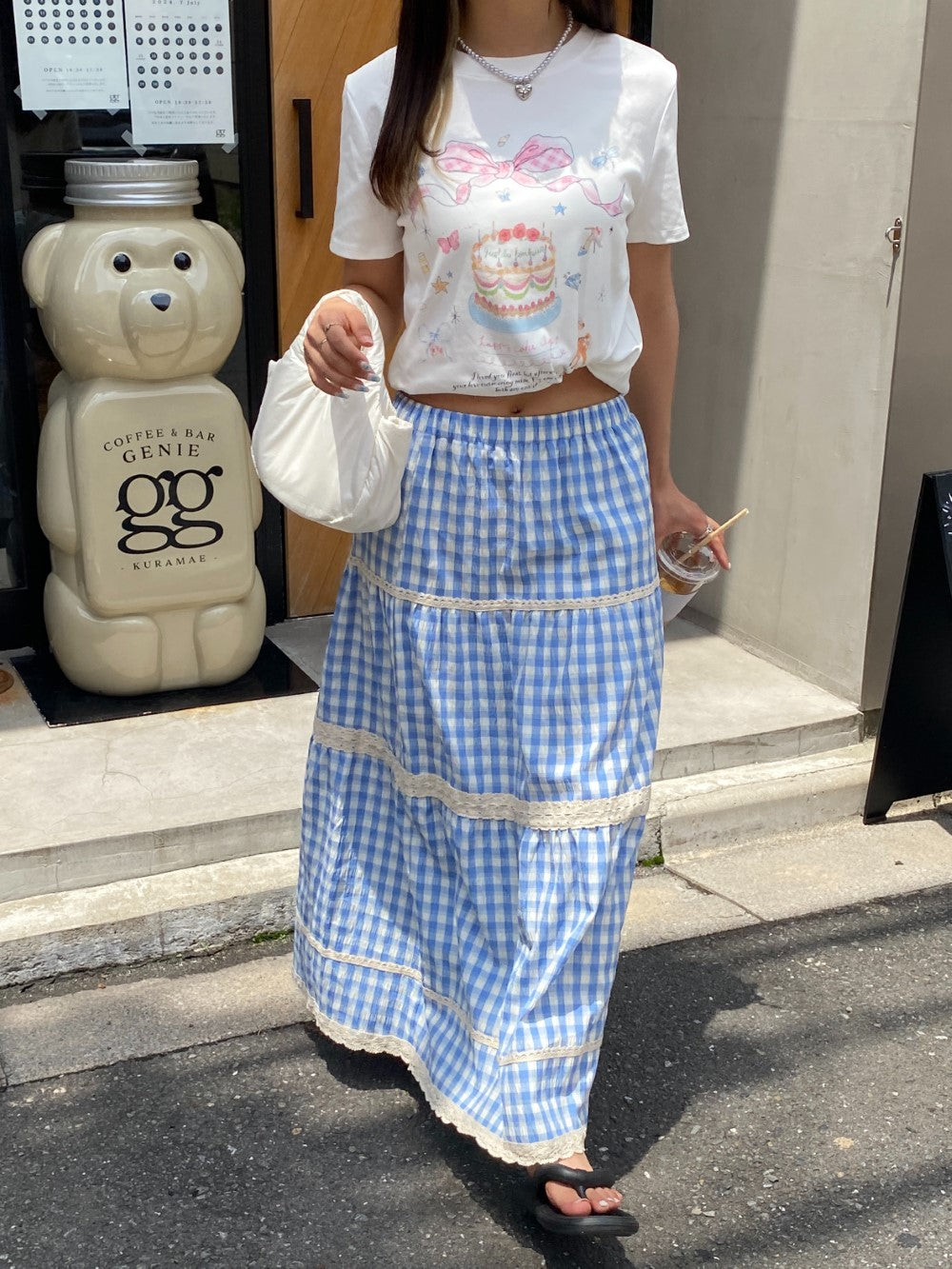 <SL2242621> vintage ribbon cake tee