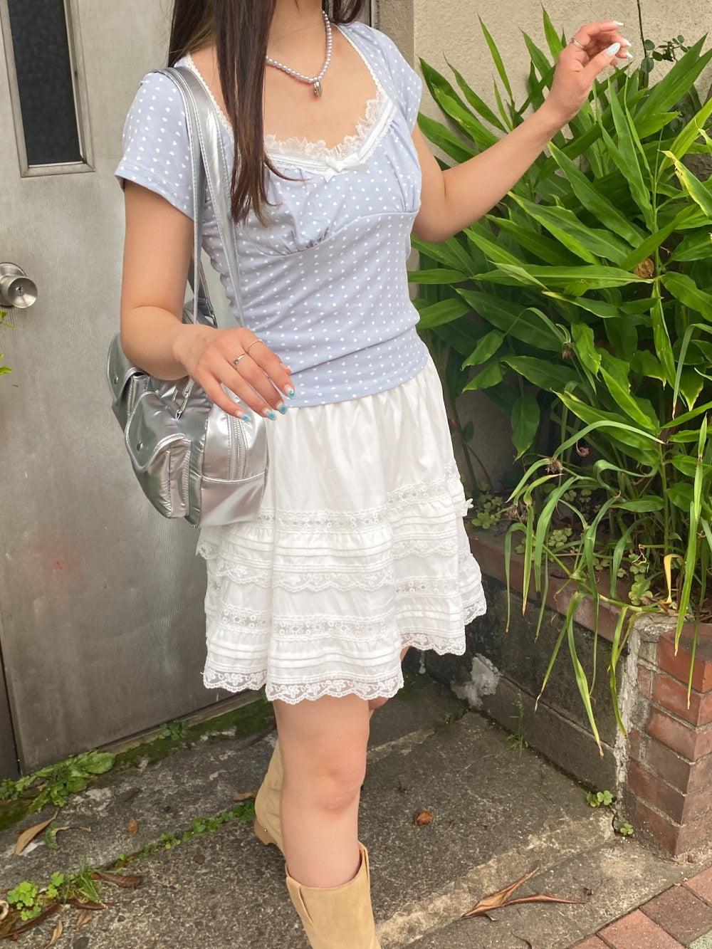 <SL2242664> dot square tops