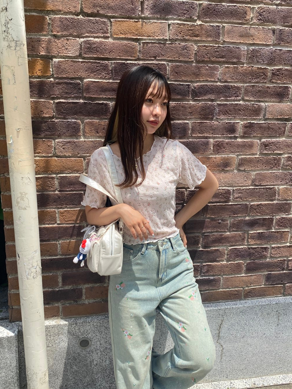 <SL2242639> flower tee