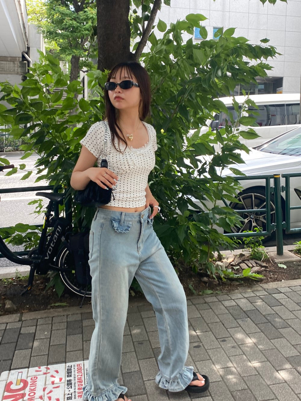 <SL2242664> dot square tops