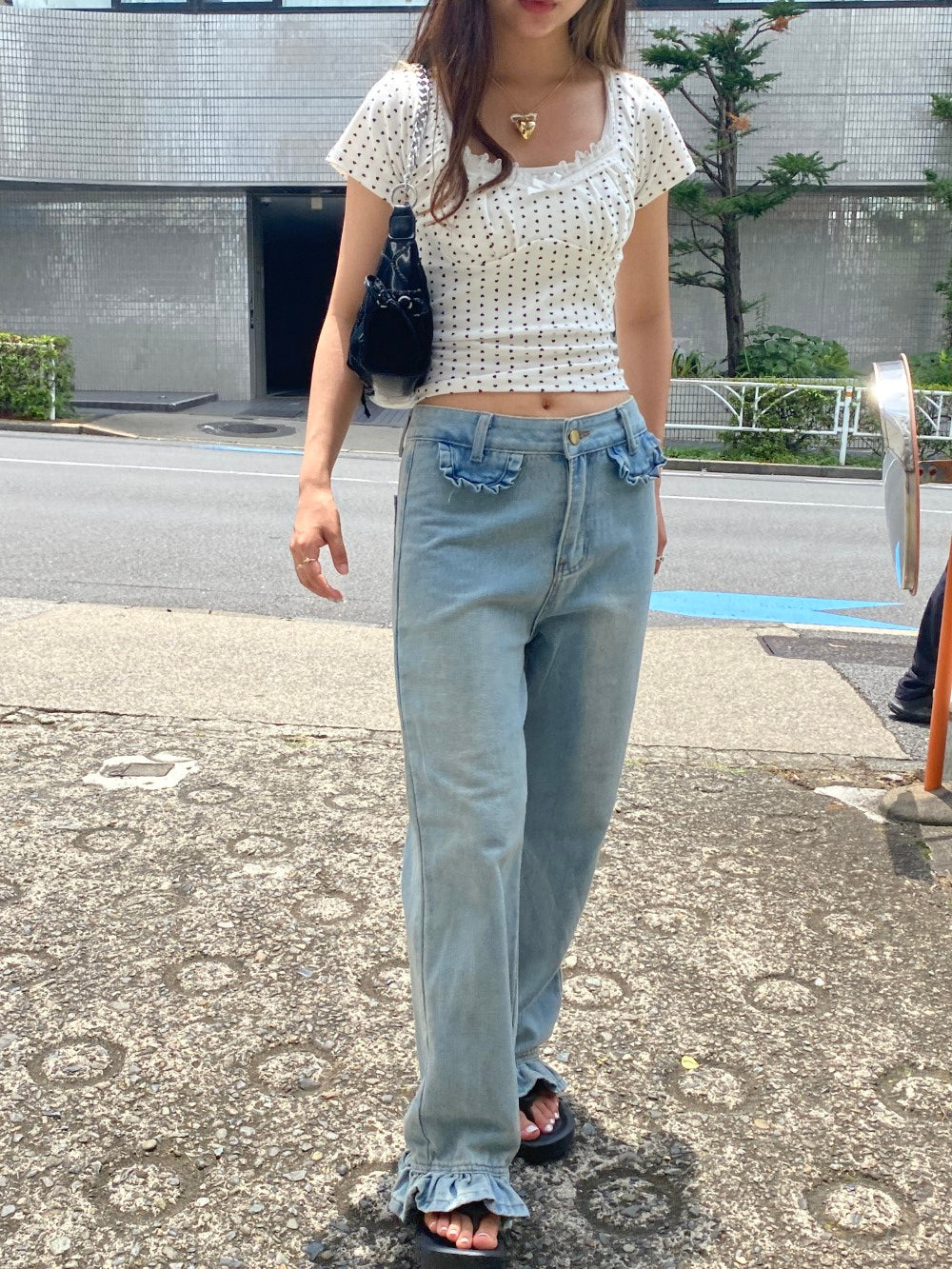 <SL2242664> dot square tops