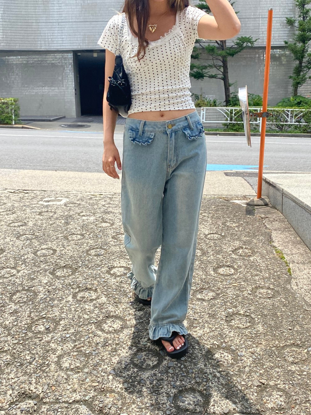 <SL2242664> dot square tops
