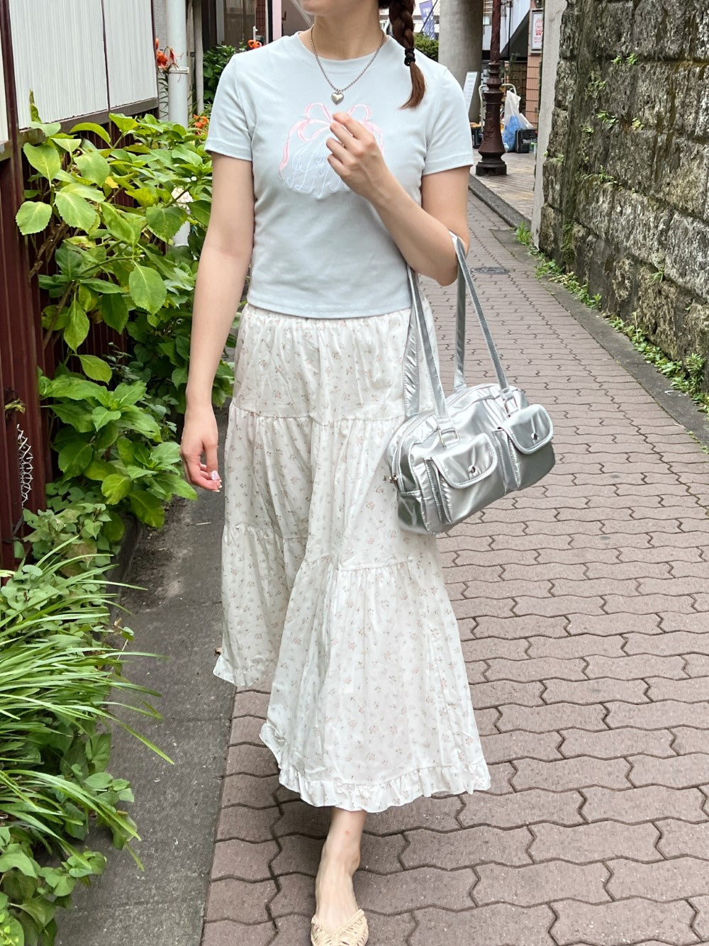 <SL2242645> fancy flower skirt