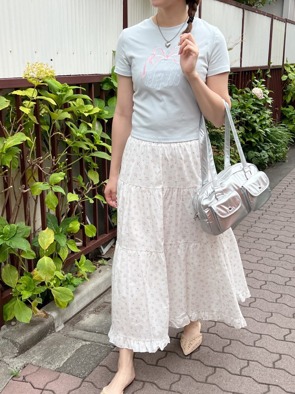 <SL2242645> fancy flower skirt