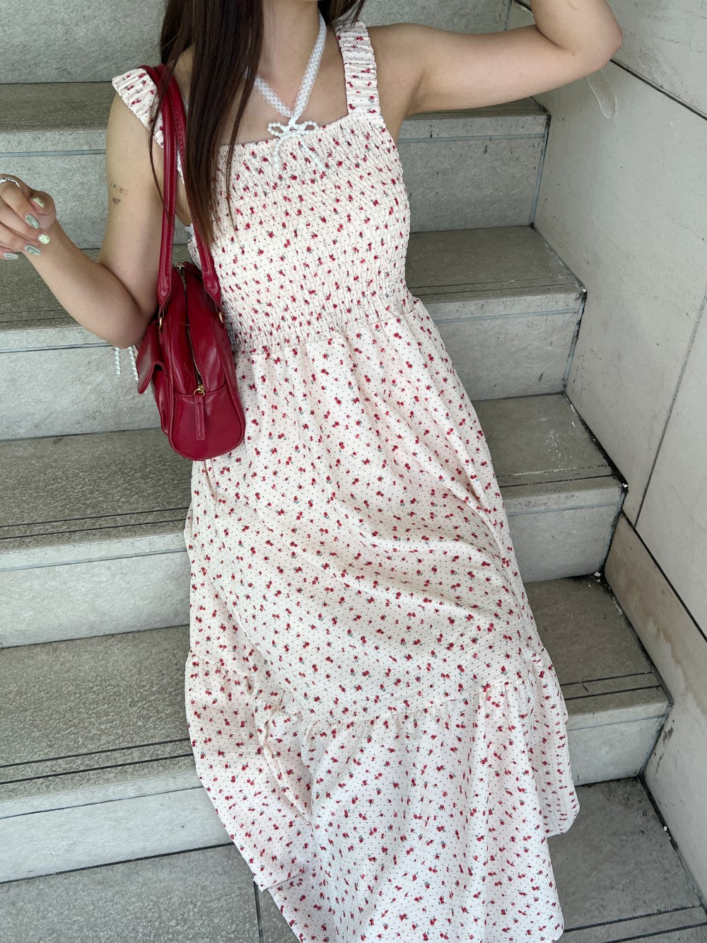 <SL2242658> 小花柄シャーリングロングワンピース