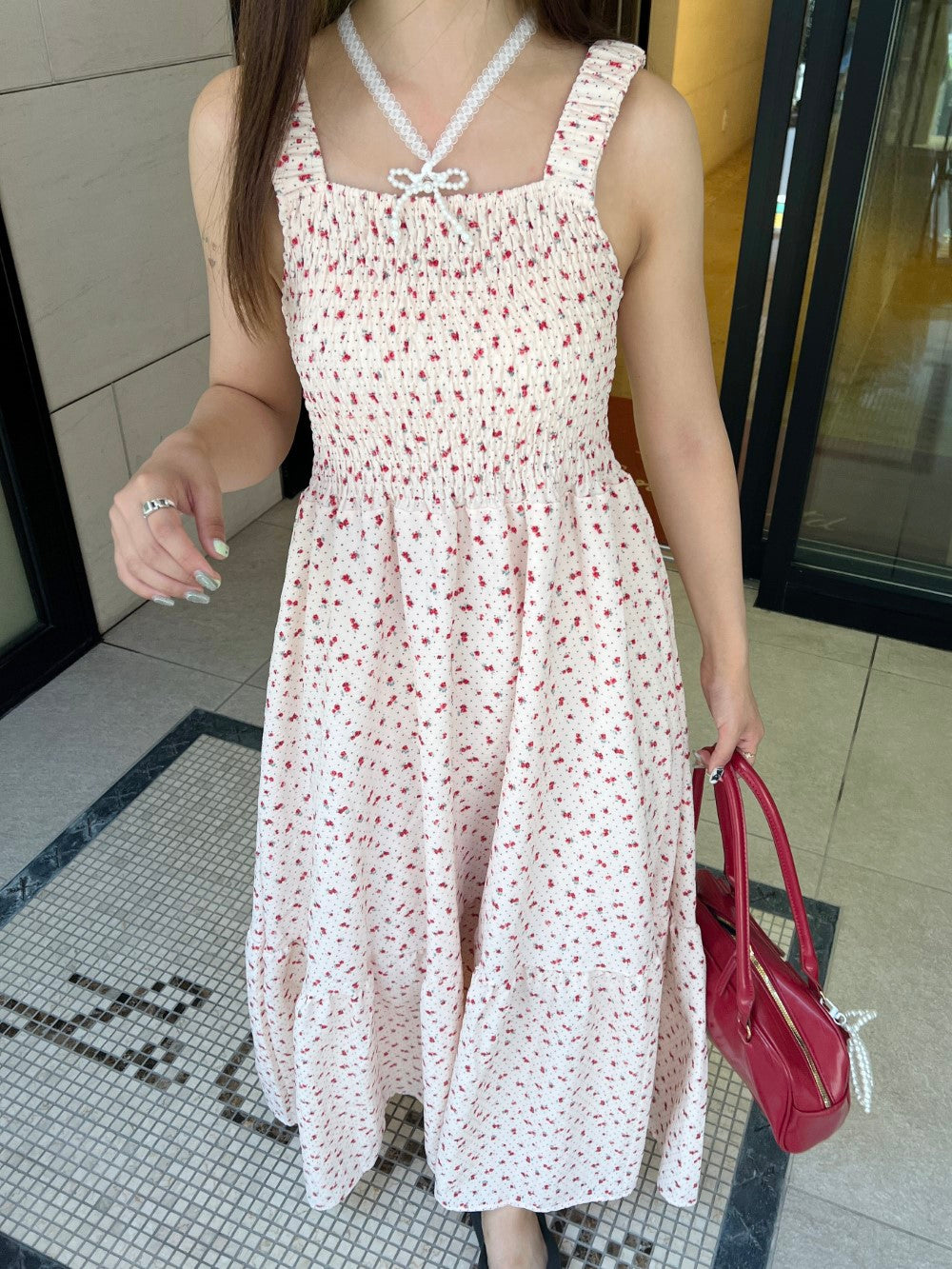 <SL2242658> 小花柄シャーリングロングワンピース