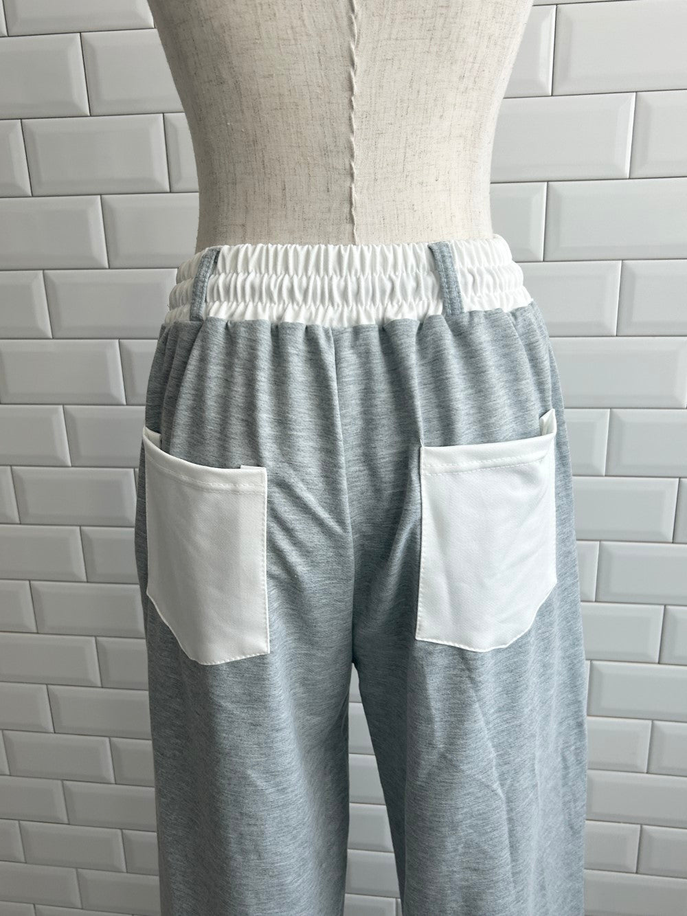 <LE2242932> バイカラースウェットパンツ