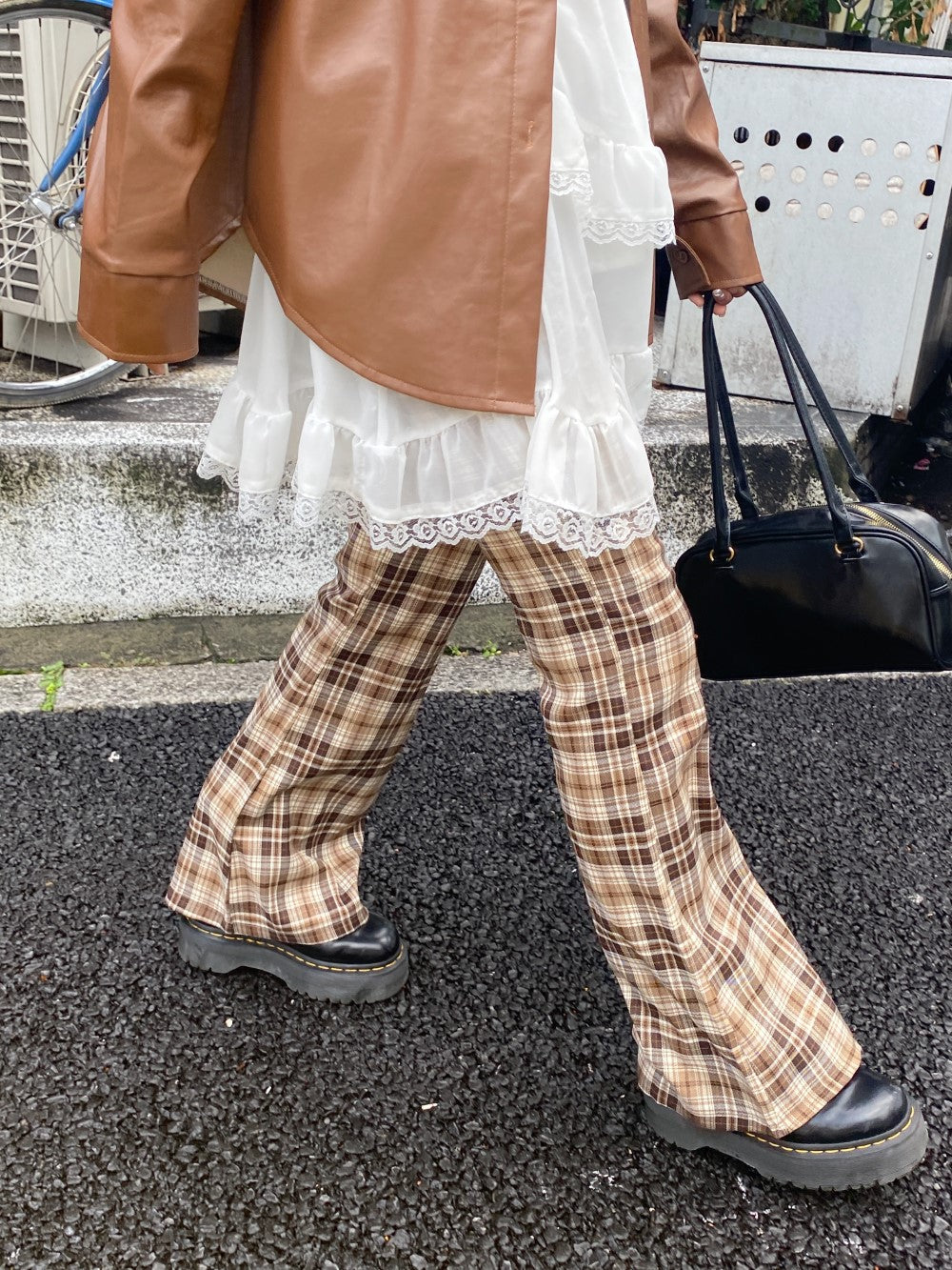 <SL2243614> チェックフレアパンツ