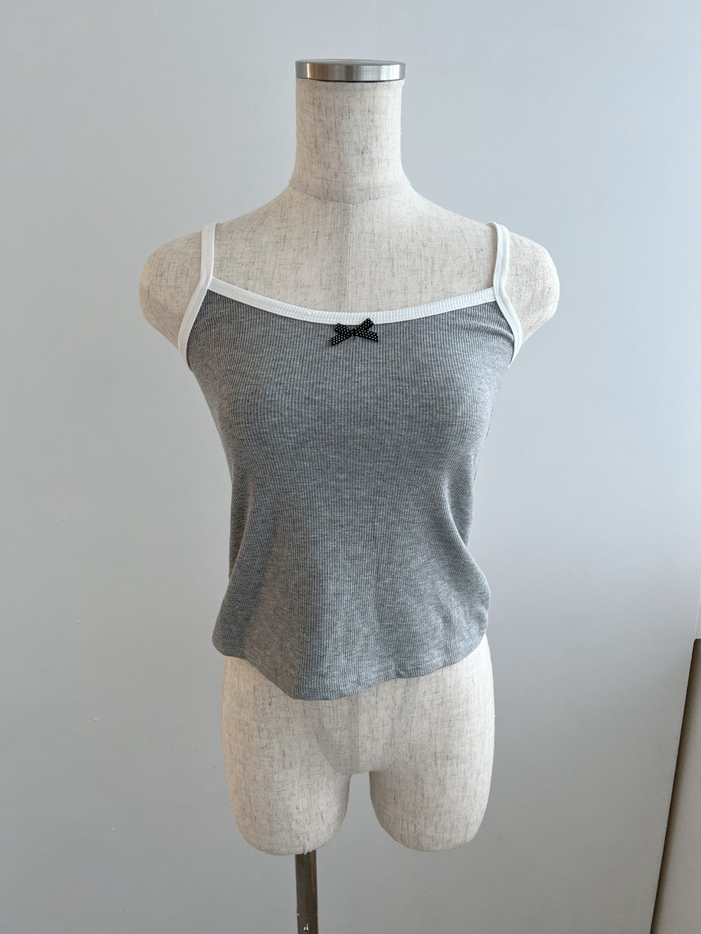 <SL2243688> ribbon simple ensemble
