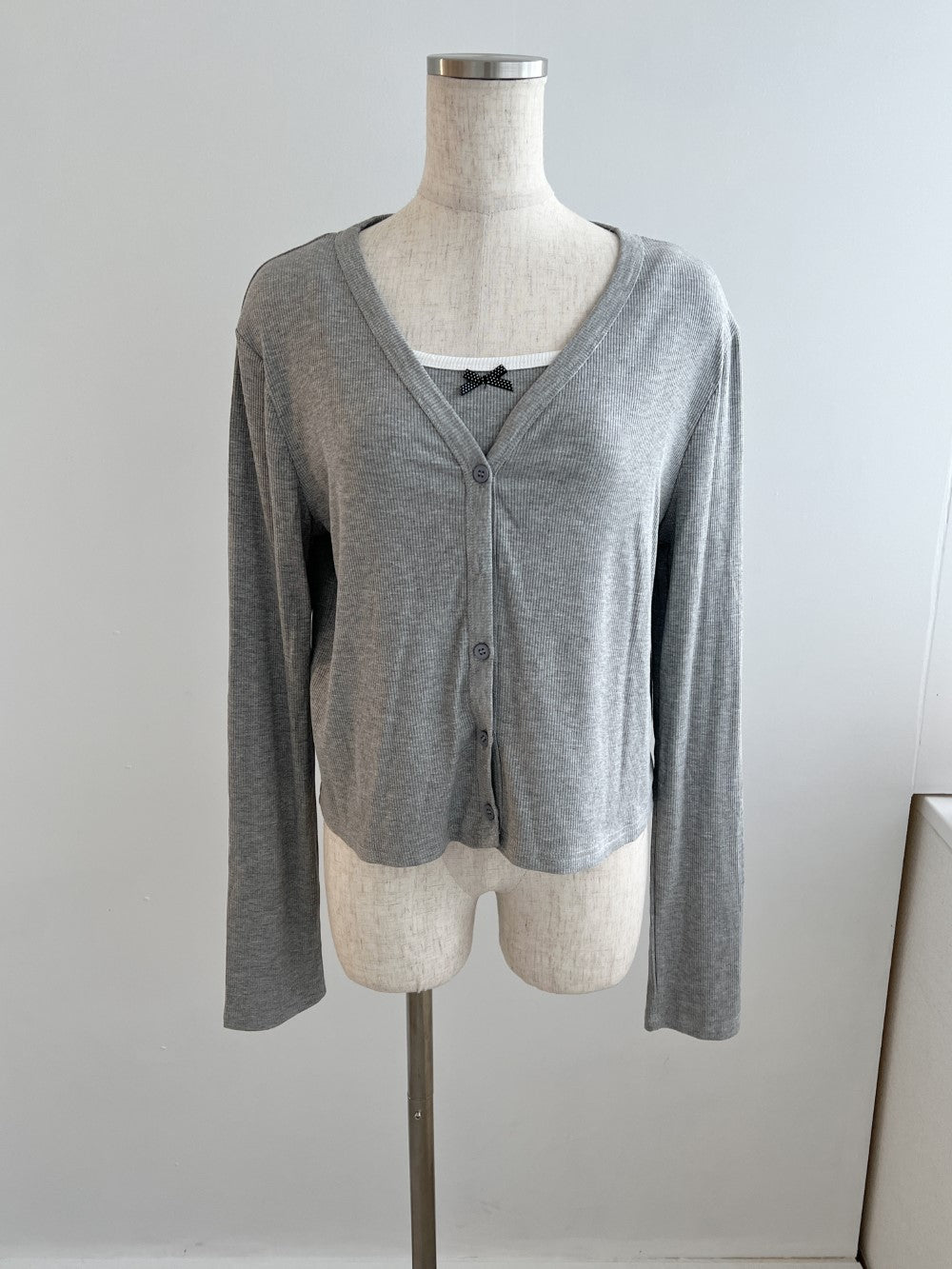 <SL2243688> ribbon simple ensemble