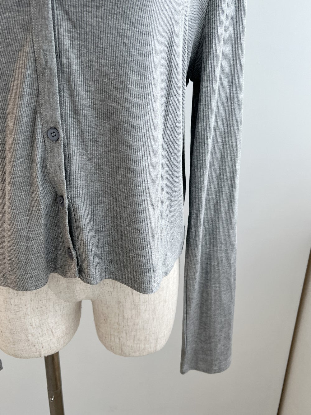 <SL2243688> ribbon simple ensemble
