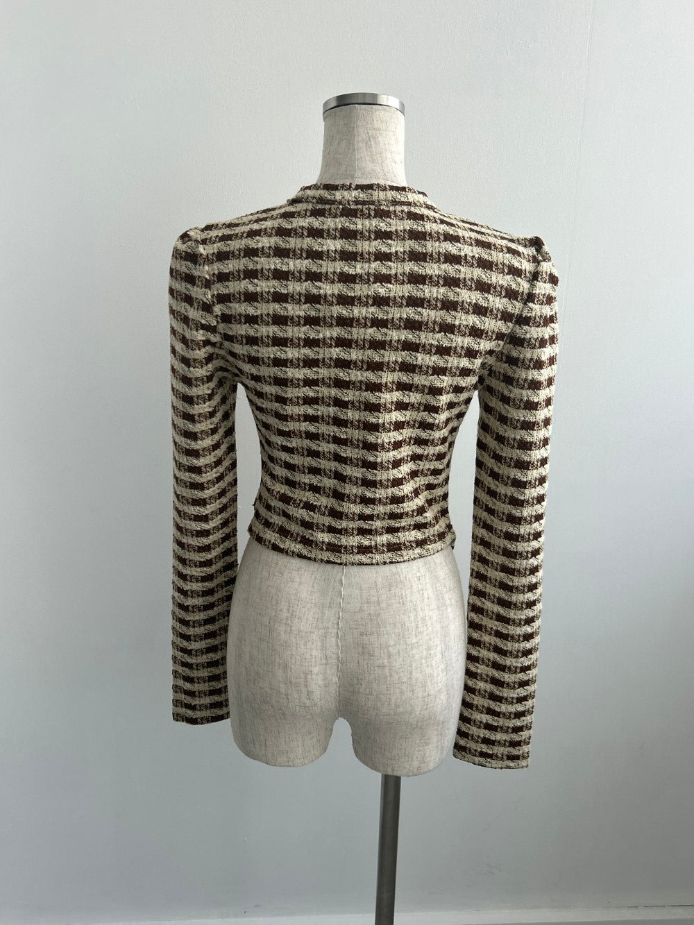 <SL2243682> ribbon choker check tops