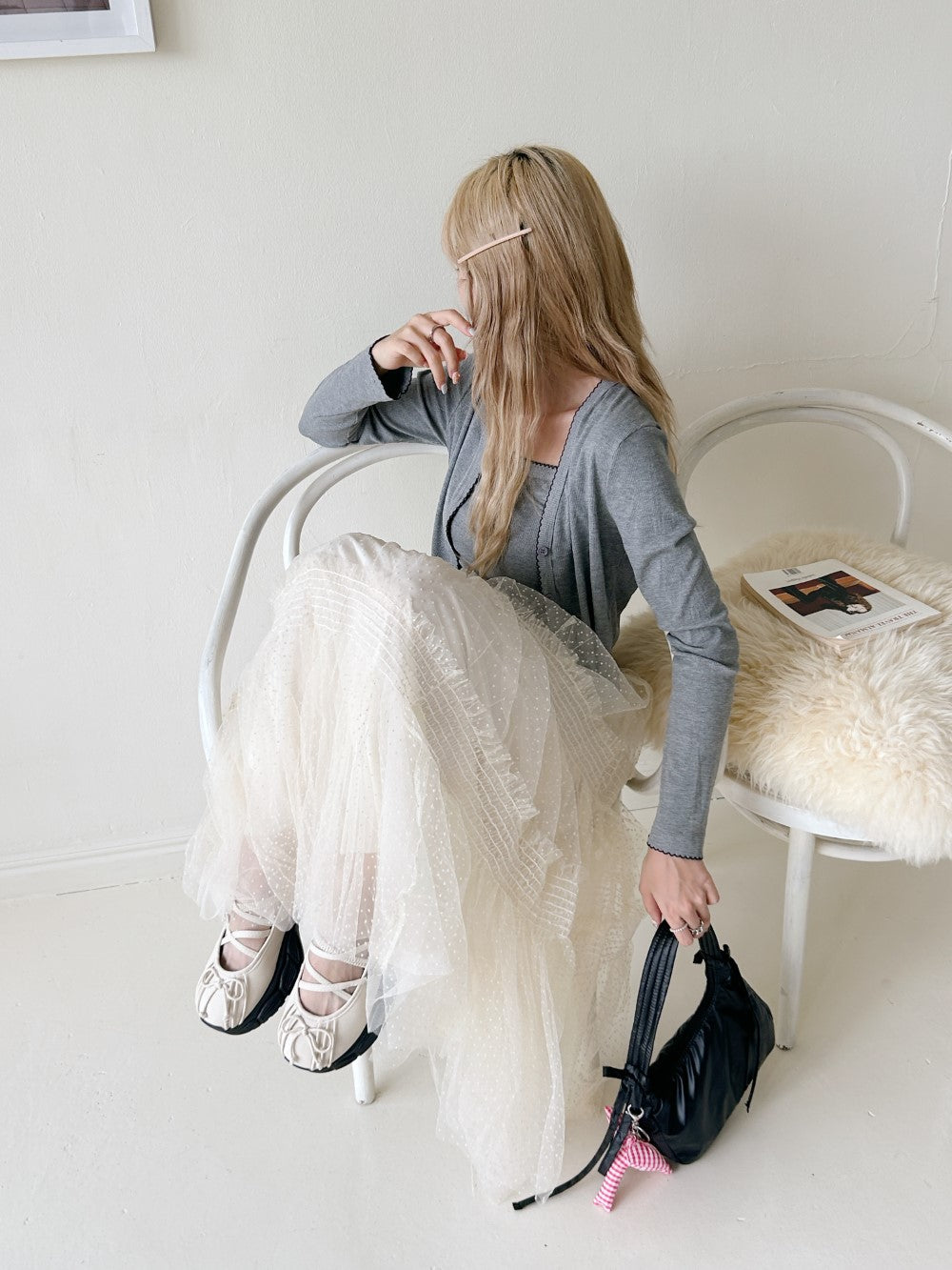 <SL2243668> ribbon point ensemble
