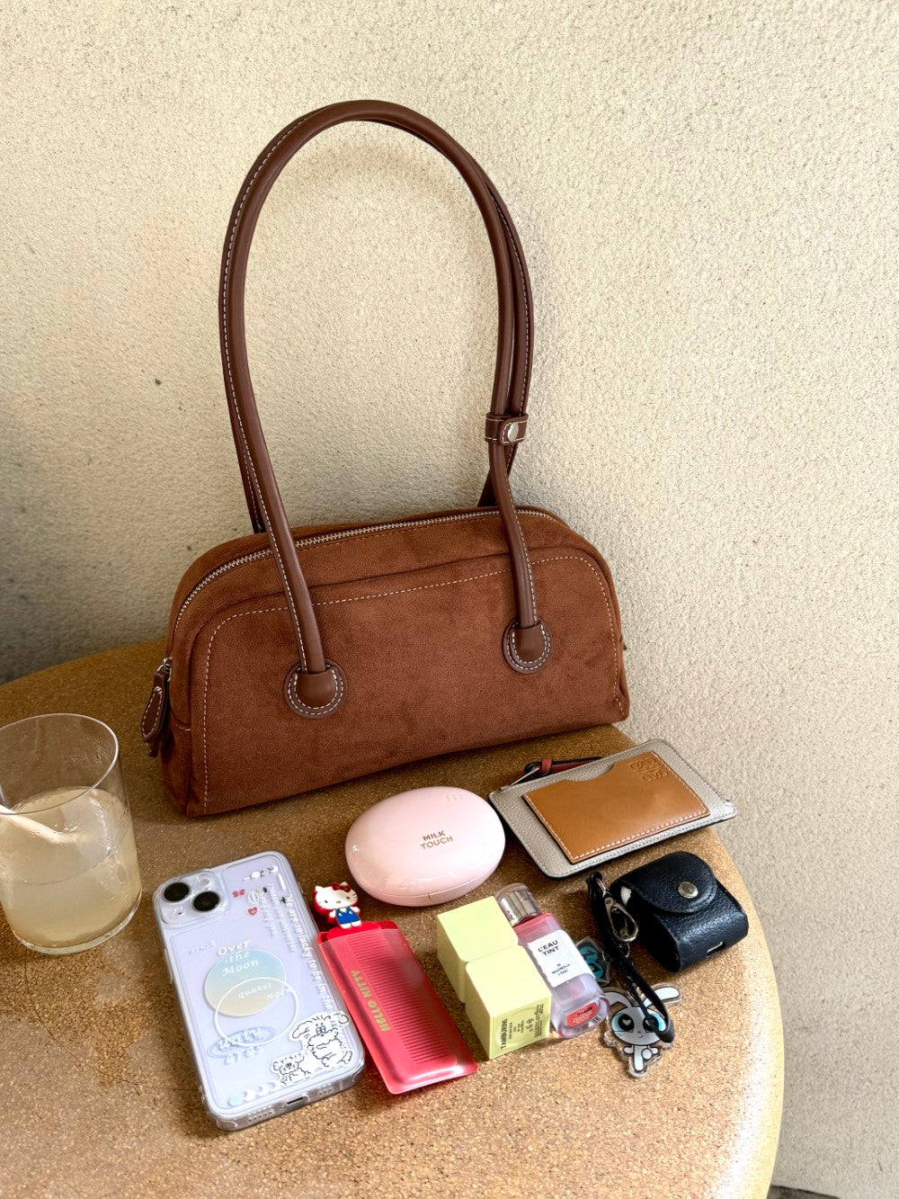 <SL1243604> suede shoulder bag