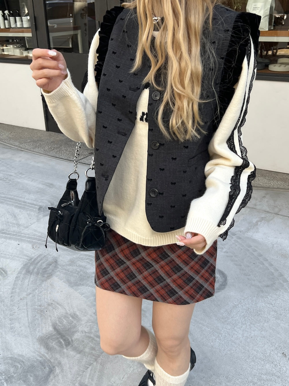 <SL2243665> ribbon dot vintage like vest