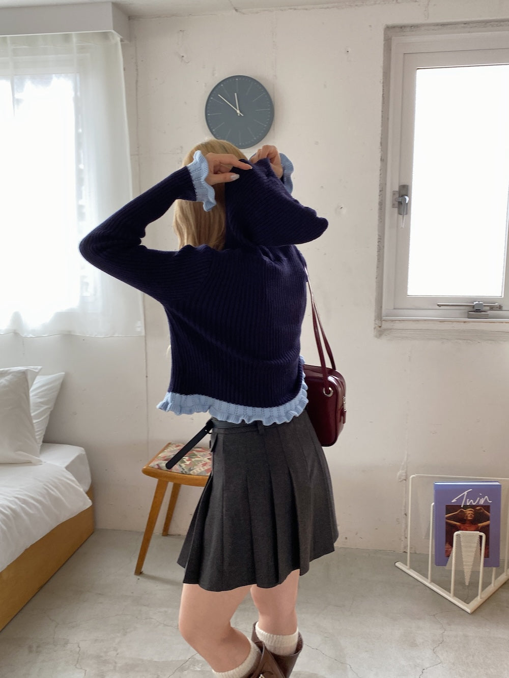 <SL2244635> フリルヘムレディライクフーディーカーディガン