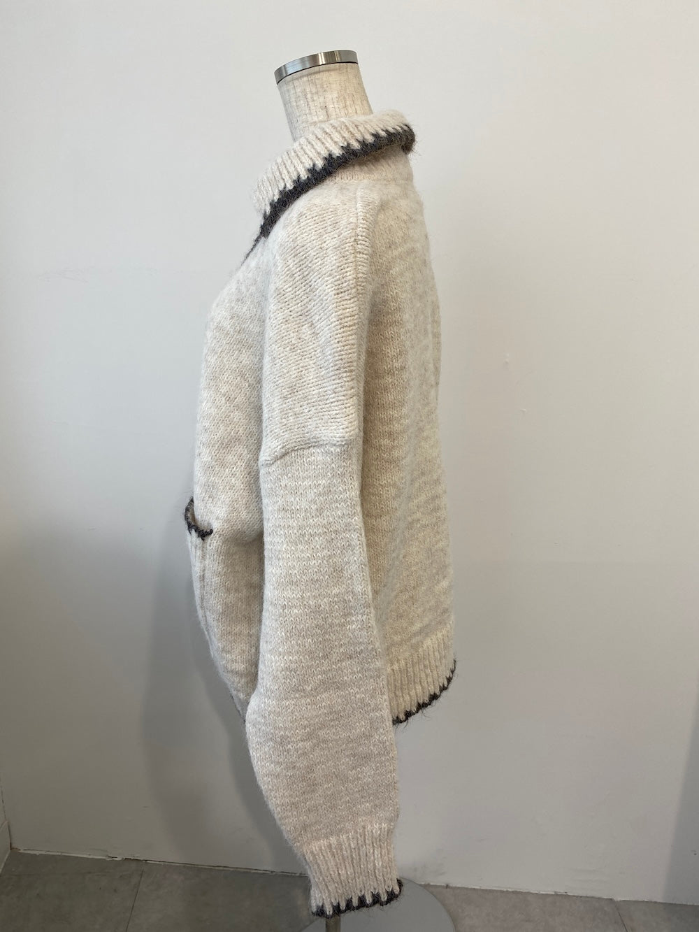 <LI2244106> バイカラーステッチビッグニット