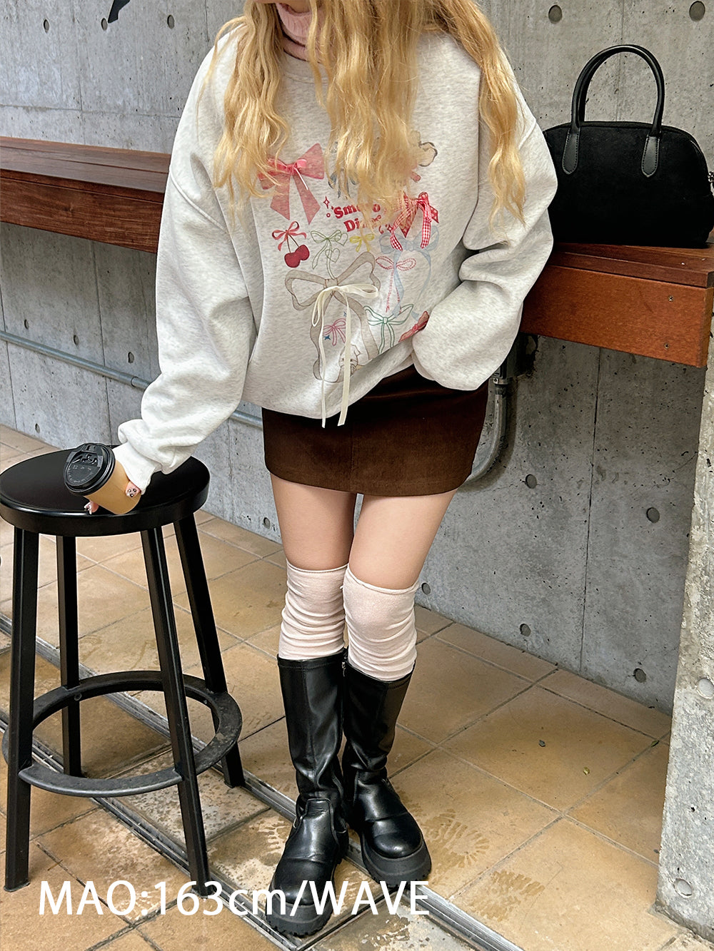 <SL2243664> ribbon vintage design sweat