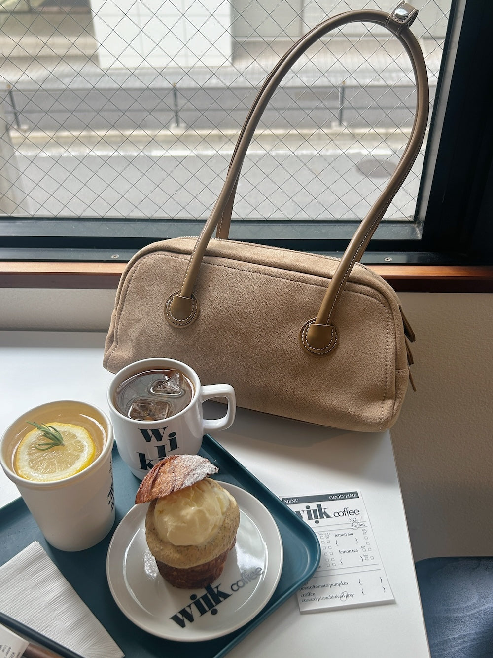 <SL1243604> suede shoulder bag