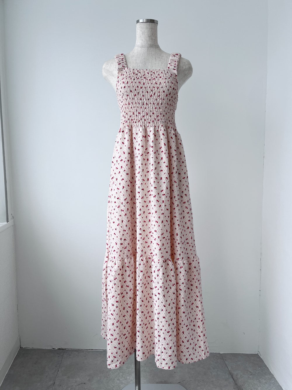 <SL2242658> 小花柄シャーリングロングワンピース