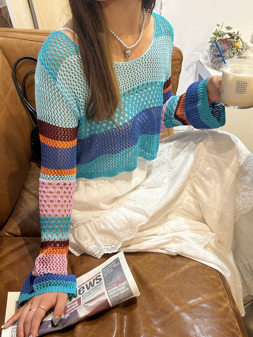 <SL2243618> マルチメッシュクロップドトップス
