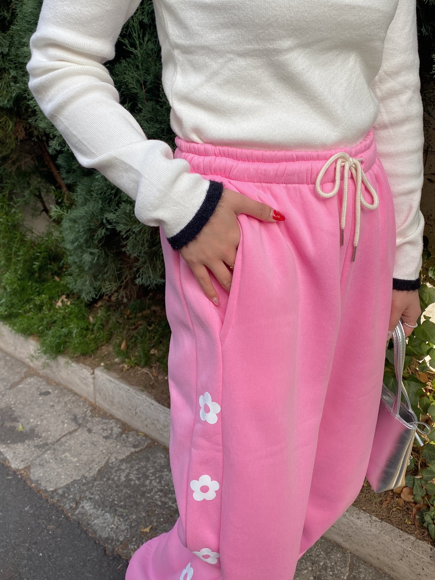 <SL2234633> フラワージョガーパンツ