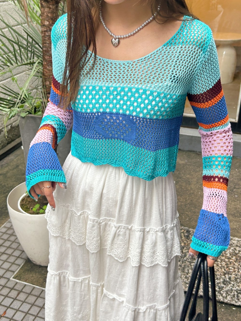 <SL2243618> マルチメッシュクロップドトップス
