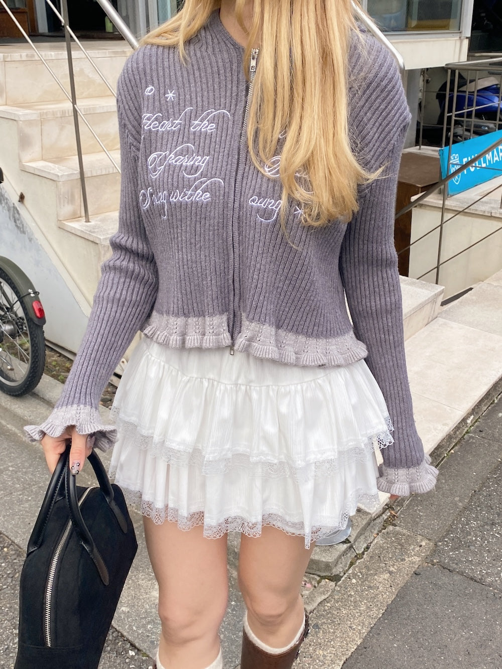 <SL2244635> フリルヘムレディライクフーディーカーディガン