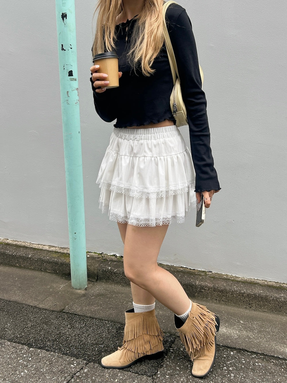 <SL2243679> 2WAYメロウフリルトップス