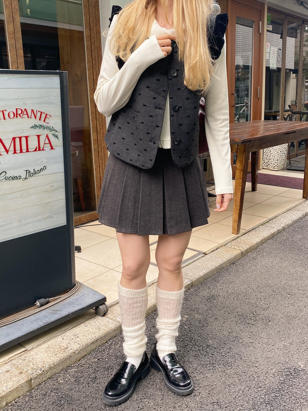 <SL2243665> ribbon dot vintage like vest