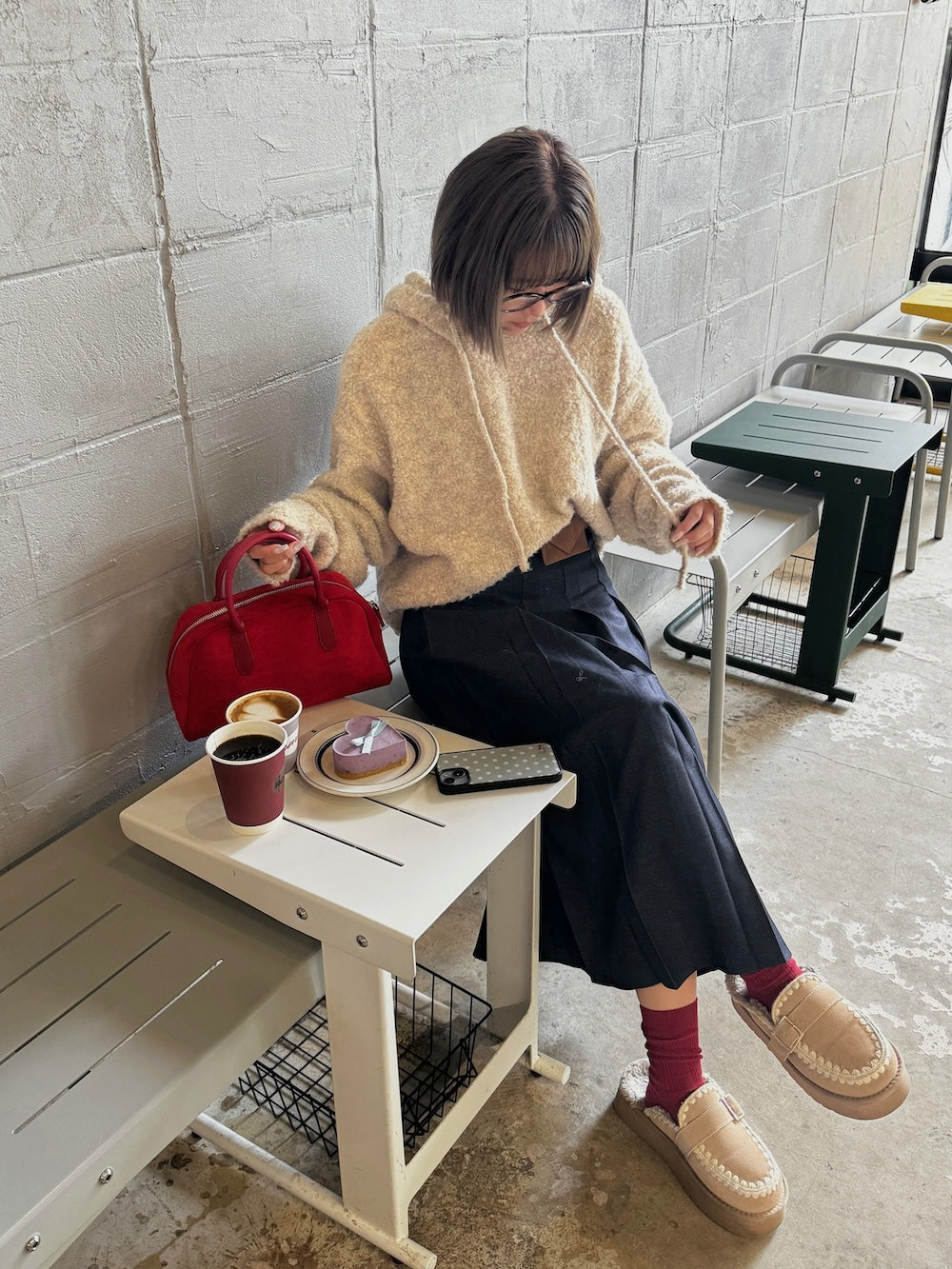<SL2243684> ベルト付きプリーツミディスカート