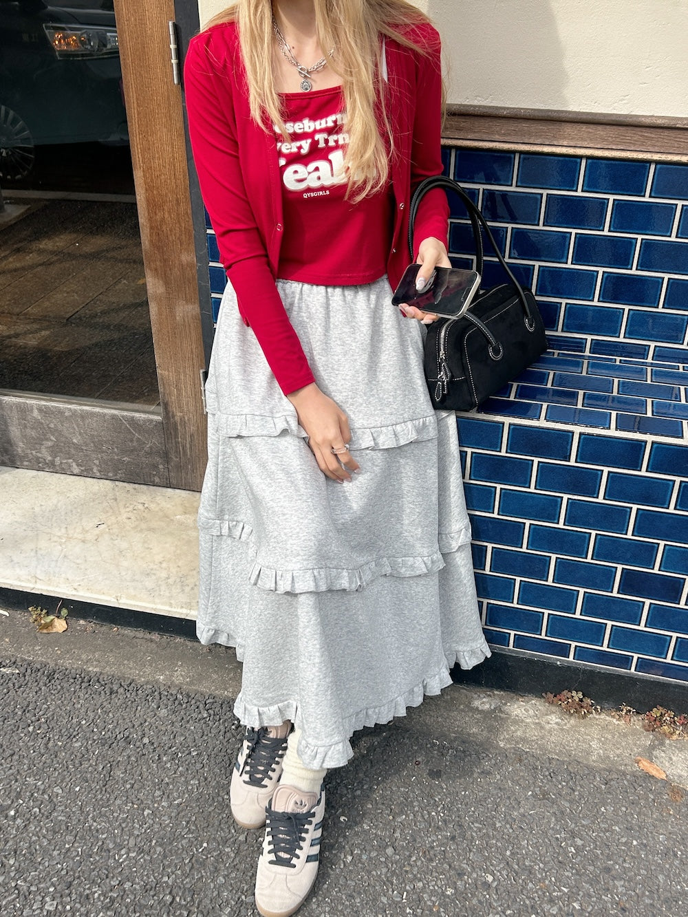 <SL2243652> vintage logo ensemble