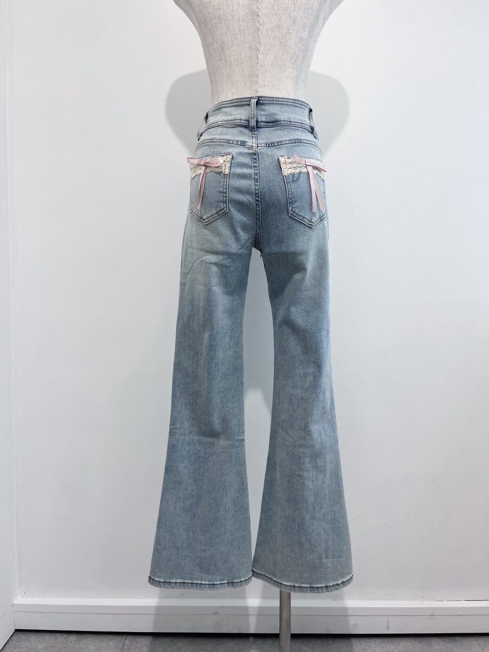 <SL2242643> バックリボンポイントフレアデニム