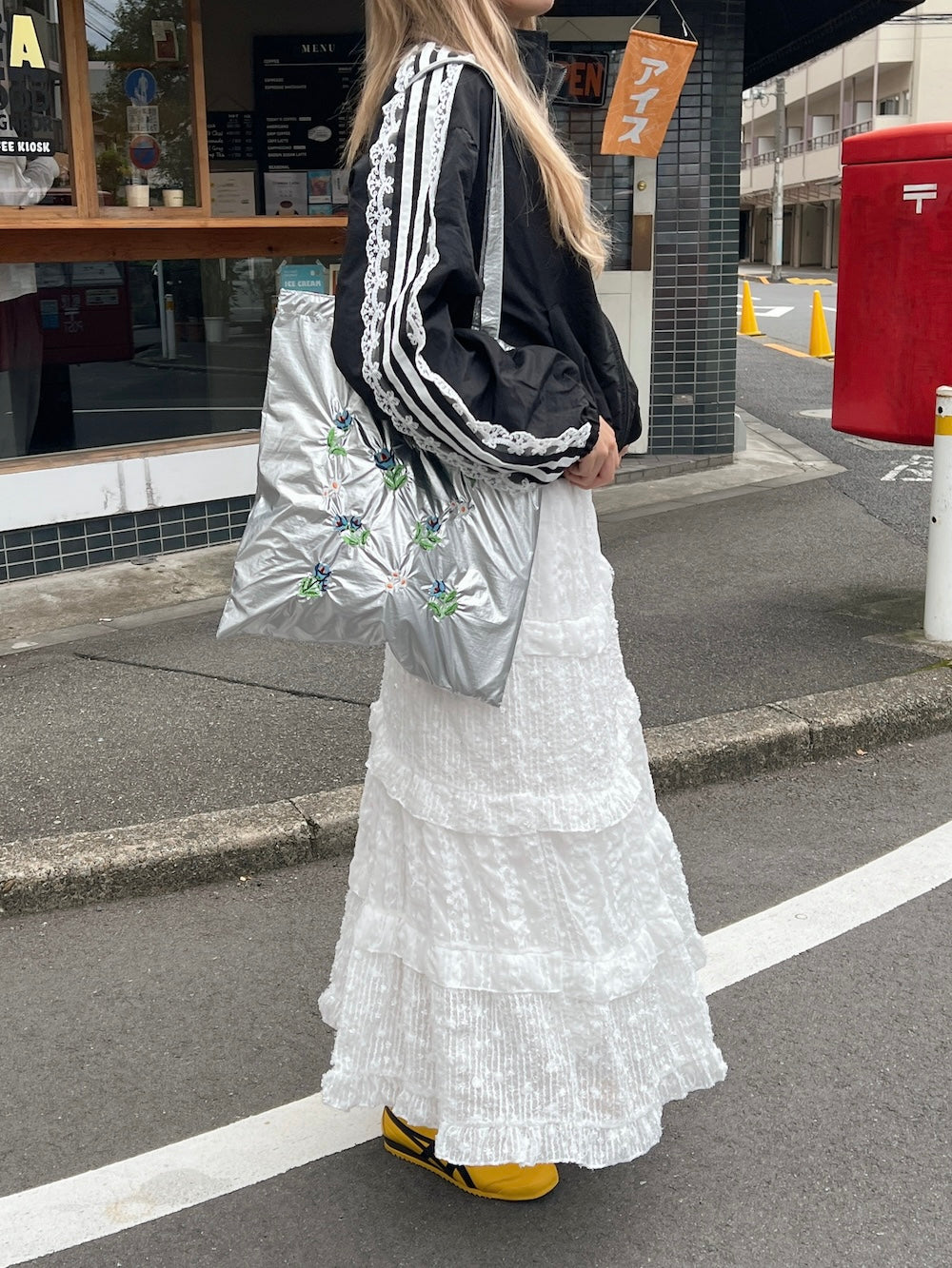 <SL2243632> shining lace tiered skirt