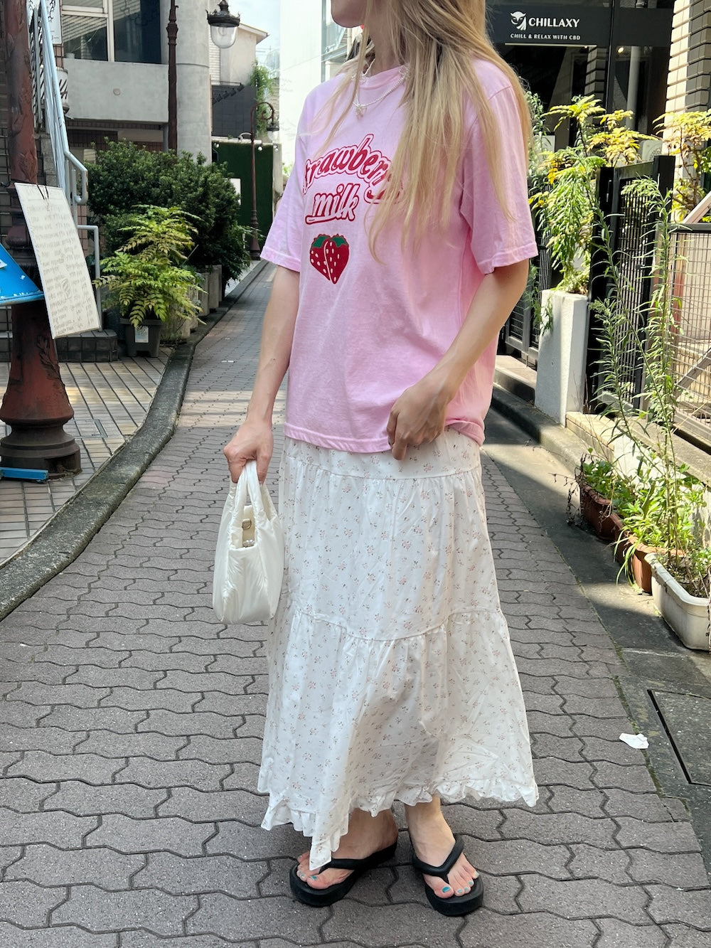 <SL2242645> fancy flower skirt